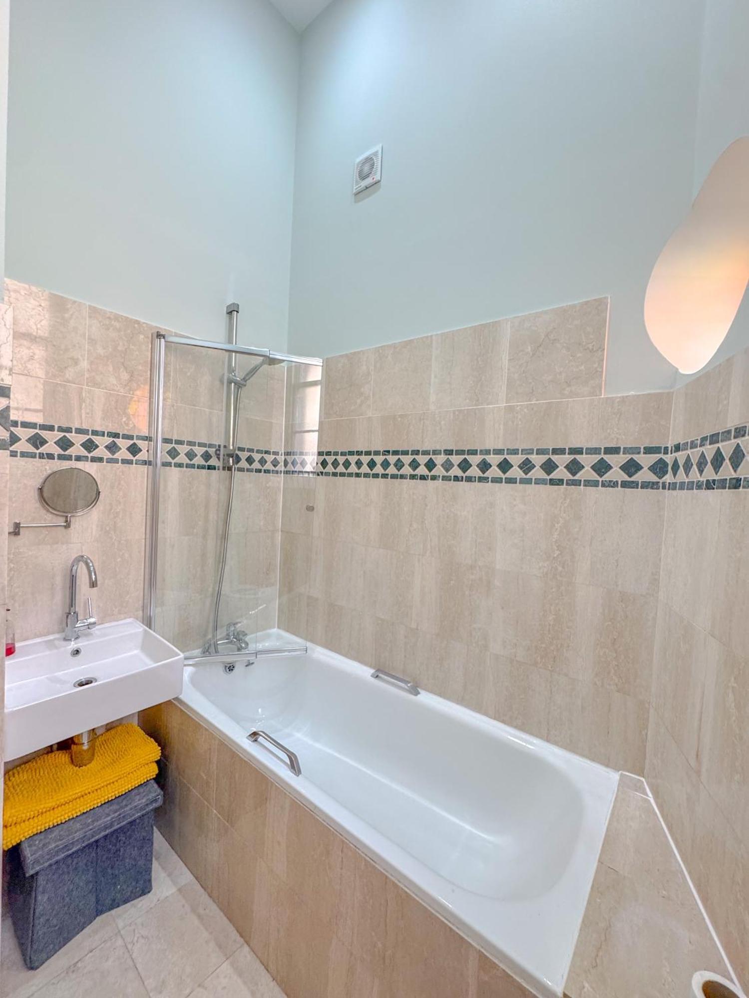 Hébergement de vacances Boutique Townhouse In Fitzrovia Pass The Keys Londres
